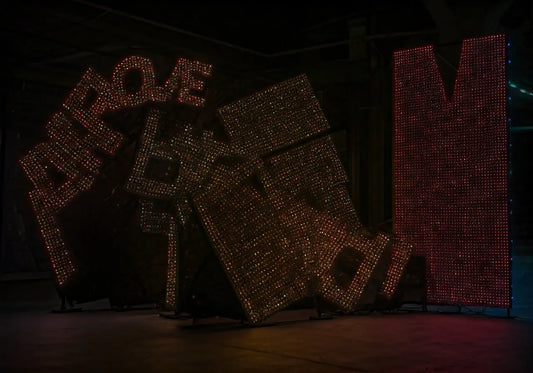 15 Creative Uses of LED Commercial Signs for Small Businesses